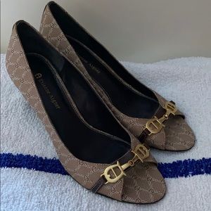 Etienne Aigner heeled shoes